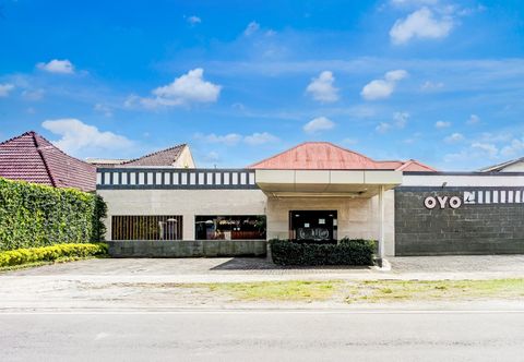Exterior Hotel O Medan City Center Near Universitas Darma Agung Formerly Residence Anugrah