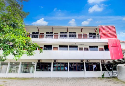 Bên ngoài Hotel O J Ruby Hotel