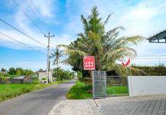 ภายนอกอาคาร 3 RedDoorz Syariah @ Joa Homestay Godean Sleman Yogyakarta