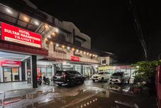 외관 Urbanview Hotel Transit Near Bandara Sultan Hasanuddin