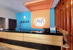 Lobby 2 Sans Hotel Elrose Place