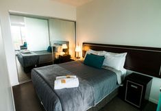 Bedroom 2 Honeysuckle Executive Apartments