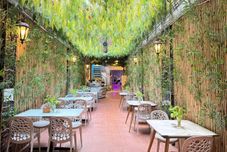 Common Space Capsule Riverside Saigon