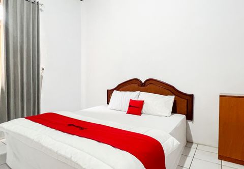 Bedroom RedDoorz Syariah Near Agrowisata Tambi Dieng