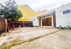 Exterior 5 Griya Poerwoto Syariah near Pasar Klewer Solo RedPartner