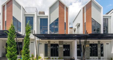 Exterior 2 TwoSpaces Living at BSB Villa Maharaja, Malang