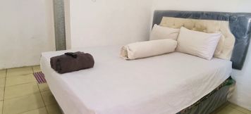 Bedroom 2 Trikora Guesthouse Syariah 1
