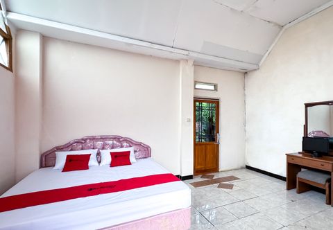 Kamar Tidur RedDoorz @ Argapuri Resort Gambung