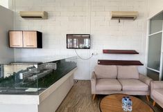 大廳 4 Comfort and Enjoy 2BR (No Kitchen) at Apartment Skales Residence Nusa Dua Bali By Travelio