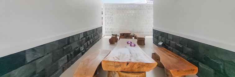 Lobby Roemah Ciremay RedPartner