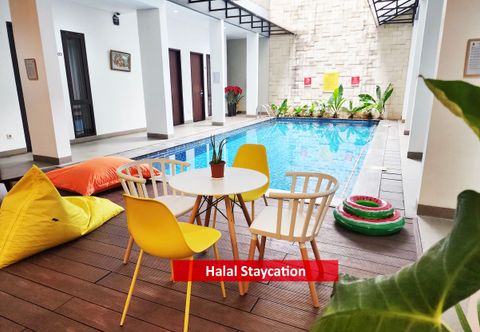 Swimming Pool Pondok Labu Residence