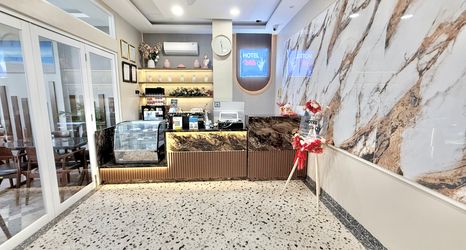 ロビー 2 HOTEL WITH OK