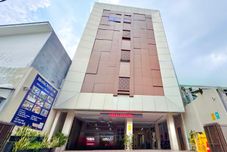 外観 HOTEL WITH OK