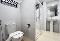 In-room Bathroom 3 Vieng Vayla House Chiang Mai