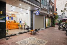 外部的 Lakeside House Hanoi