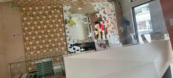 Lobi 2 BTW Paskal Hypersquare bandung by D'best Hospitality