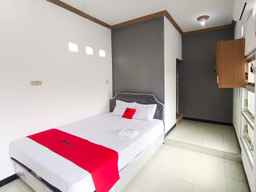 RedDoorz @ Brawijaya Central Kampung Inggris, ₱ 1,027.83