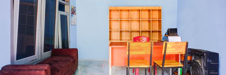 Lobby OYO 94504 Clove Nari Homestay