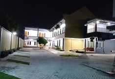 外観 3 RR-2 Syariah Hotel SLG