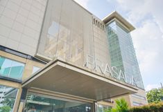 Exterior 2 Shankee Sudirman