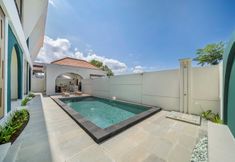 สระว่ายน้ำ 7 D'Gangga Residence