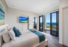 Bedroom 5 Meridian Alex Beach Apartments