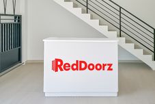 ล็อบบี้ RedDoorz Syariah Near Alun-Alun Kudus