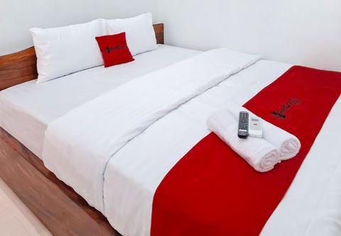 ห้องนอน RedDoorz Syariah Near Alun-Alun Kudus