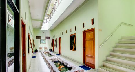 Lobi 2 Hotel O Yogyakarta near Taman Sari formerly Widitya Inn