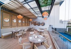 레스토랑 7 Truntum Cihampelas