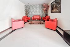 Lobby RedDoorz near Situ Cileunca Pangalengan