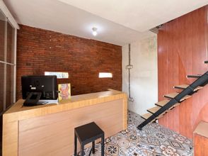 ล็อบบี้ 4 RedDoorz Syariah @ Jl Veteran Kediri