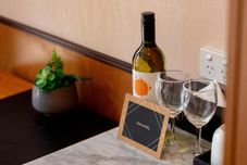 Accommodation Services YEHS Hotel Sydney QVB