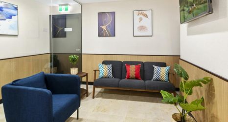 Lobby 2 YEHS Hotel Sydney QVB