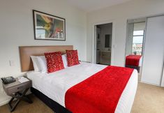 Kamar Tidur 2 Ramada Suites by Wyndham Auckland Manukau Pacfic Centre