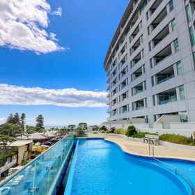 Swimming Pool 1 Marsden Suites Nautilus Orewa, Campbells Bay Hotels