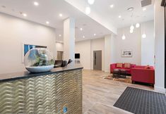 Lobby 5 Ramada Suites By Wyndham Victoria Street West