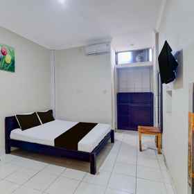 Bedroom 1 โรงแรม โอ บาหลี ใกล้กับ Beachwalk Shopping Center เดิมชื่อ Budget Door Legian Inn, โรงแรม & ที่พัก Everything IDR 100.000