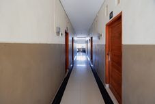 Common Space Soka Asri Guest House near Bali Zoo RedPartner