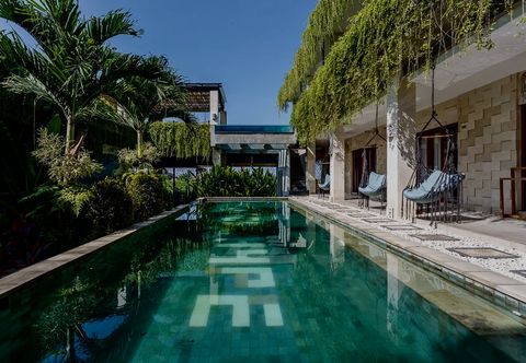 スイミングプール Canggu Hype Suites