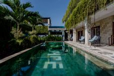 スイミングプール Canggu Hype Suites
