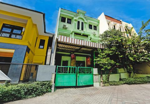 Exterior OYO 94665 Movil Homestay Syariah