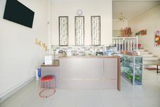 Perkhidmatan Hotel OYO 94669 Hotel Puri Inn Panakkukang Makassar