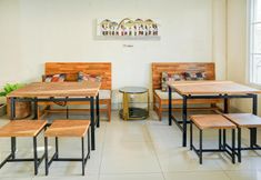Lobi 4 OYO 94669 Hotel Puri Inn Panakkukang Makassar