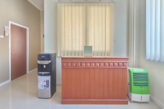 Lobby 4 RedDoorz Syariah @ Innap Guest House Alun Alun Sragen