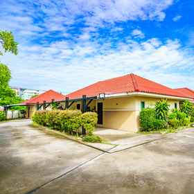 Exterior / Building 1 ケブタワン リゾート, ノンモンバイパスロード ホテル