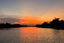 近くの景色と観光スポット Was Na Yajai