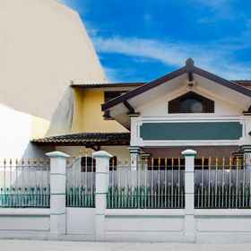 Exterior / Building1OYO 94717 Homestay Ka Villa Syariah,Masjid Al Manshurin (LDII)飯店