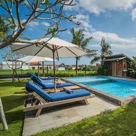 Swimming Pool 1 帕迪豪华露营, 印多零售店 酒店