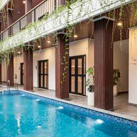 Swimming Pool1Alur Hotel,Masjid Jami Al Mukhtar飯店